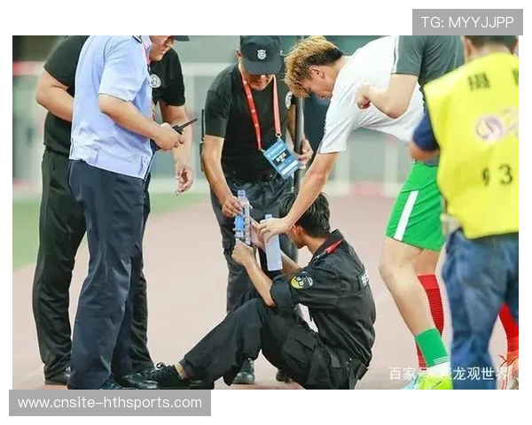 青少年球迷举动暖心传播，球队形象再获加分